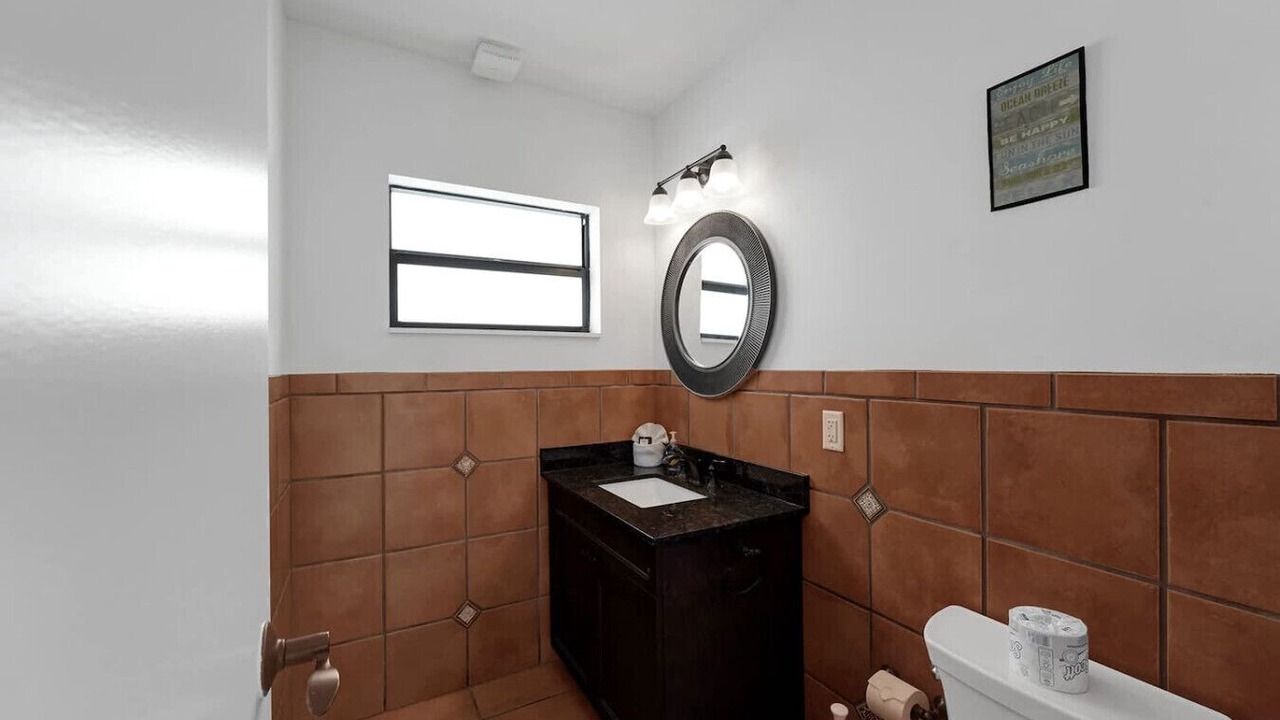 Photo of Bathroom in North Beach