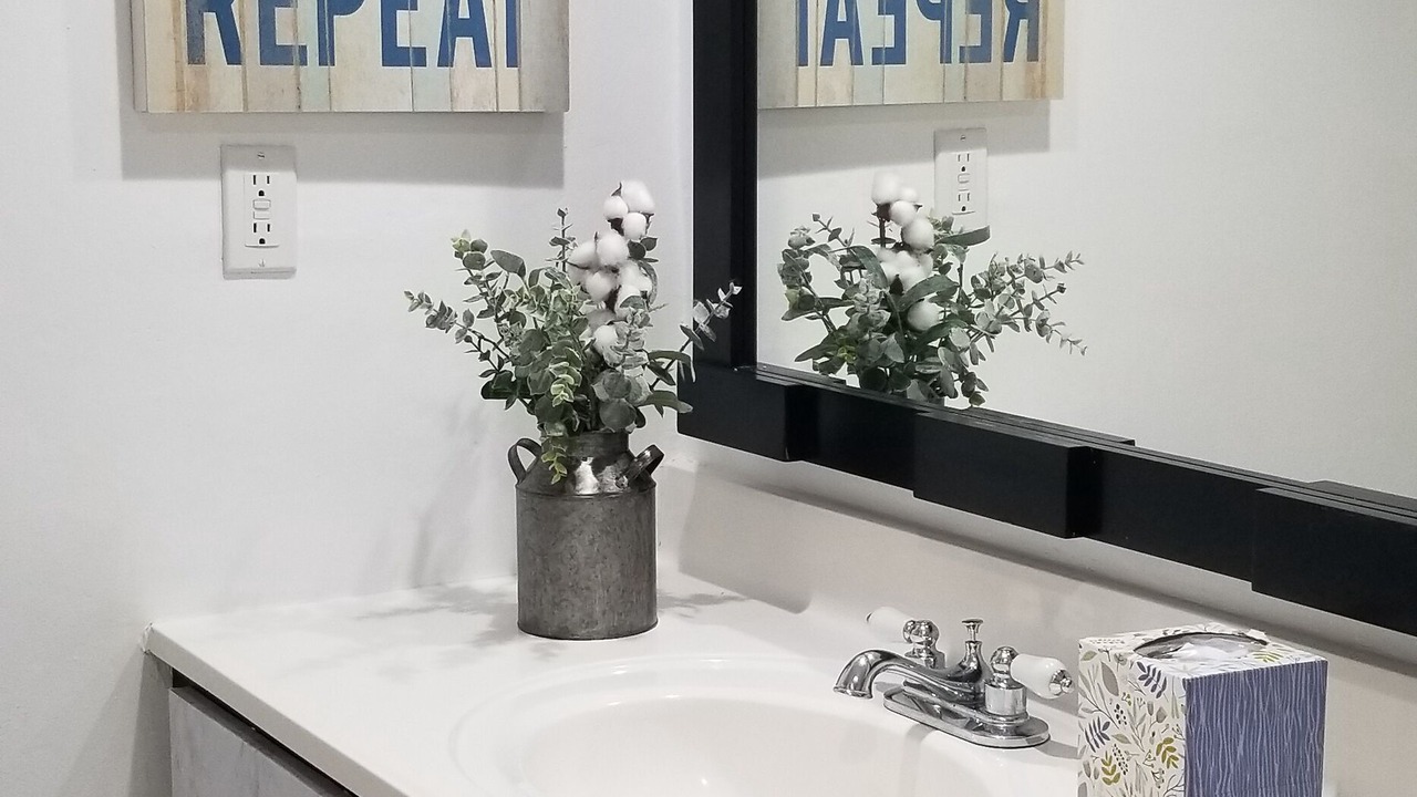 Photo of Bathroom in Golden Beach