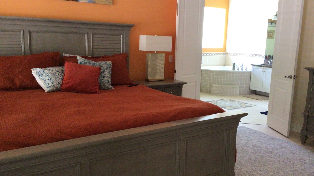 Photo of Bedroom in Glencoe