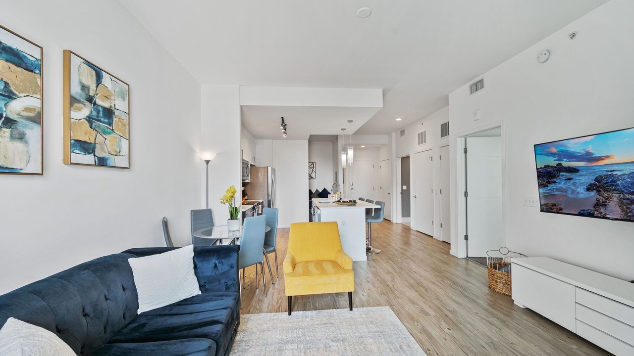 Photo of Livingroom in Channel District