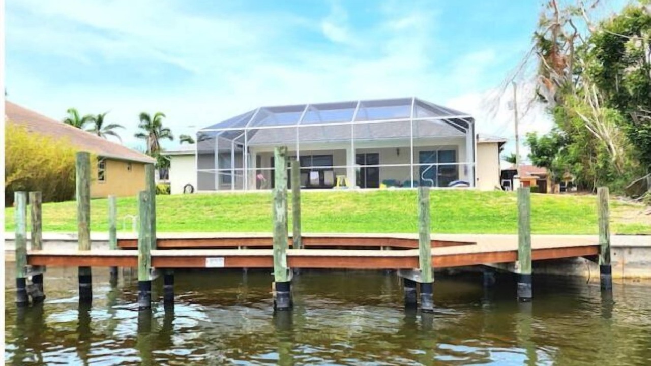Photo of Outdoor in Pelican