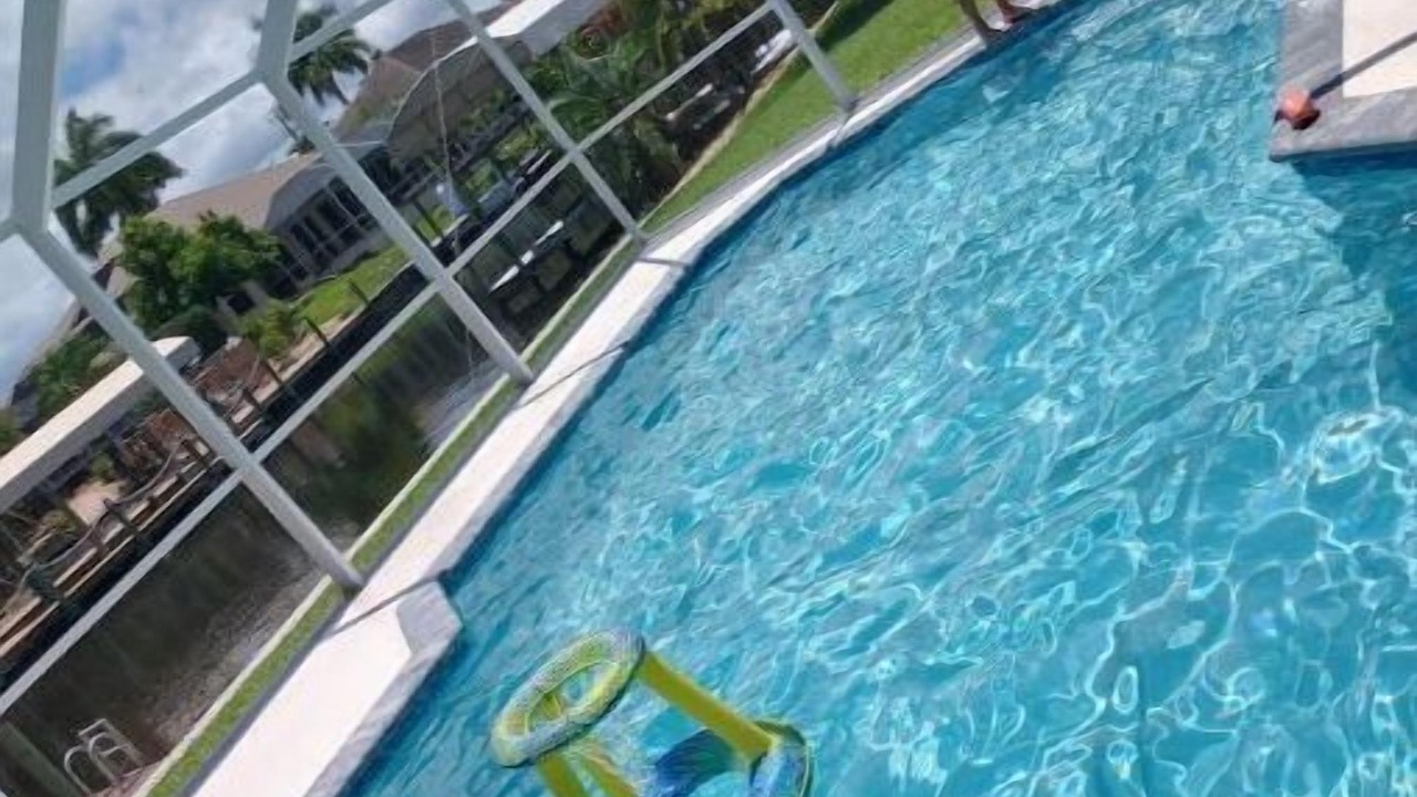 Photo of Outdoor in Pelican