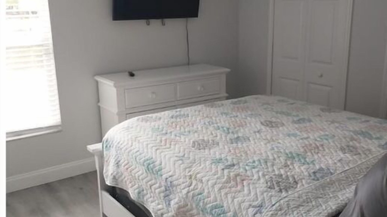 Photo of Bedroom in Pelican