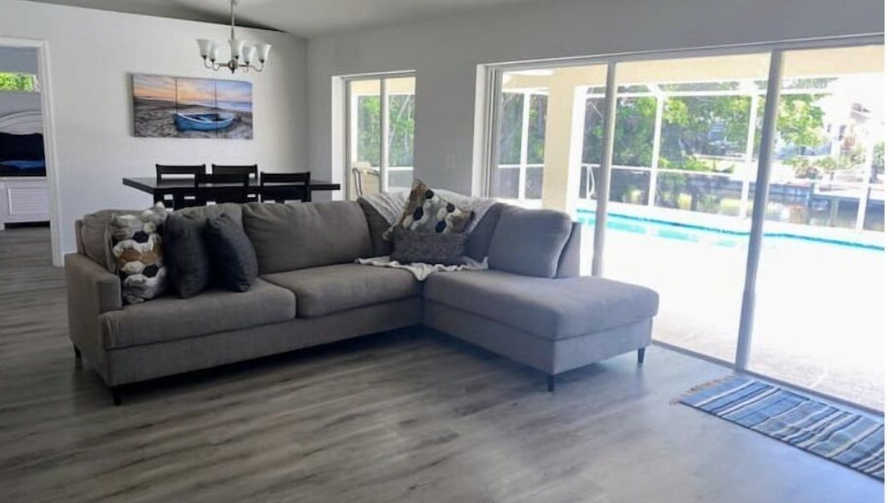 Photo of Livingroom in Pelican
