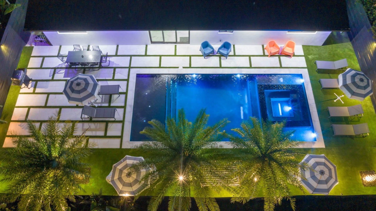 Photo of Outdoor in Golden Glades