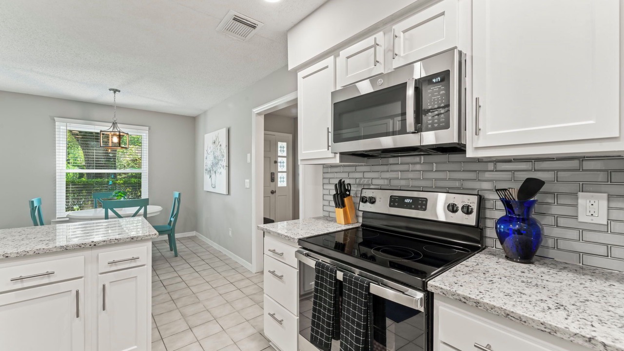 Photo of Kitchen in Sunbeam