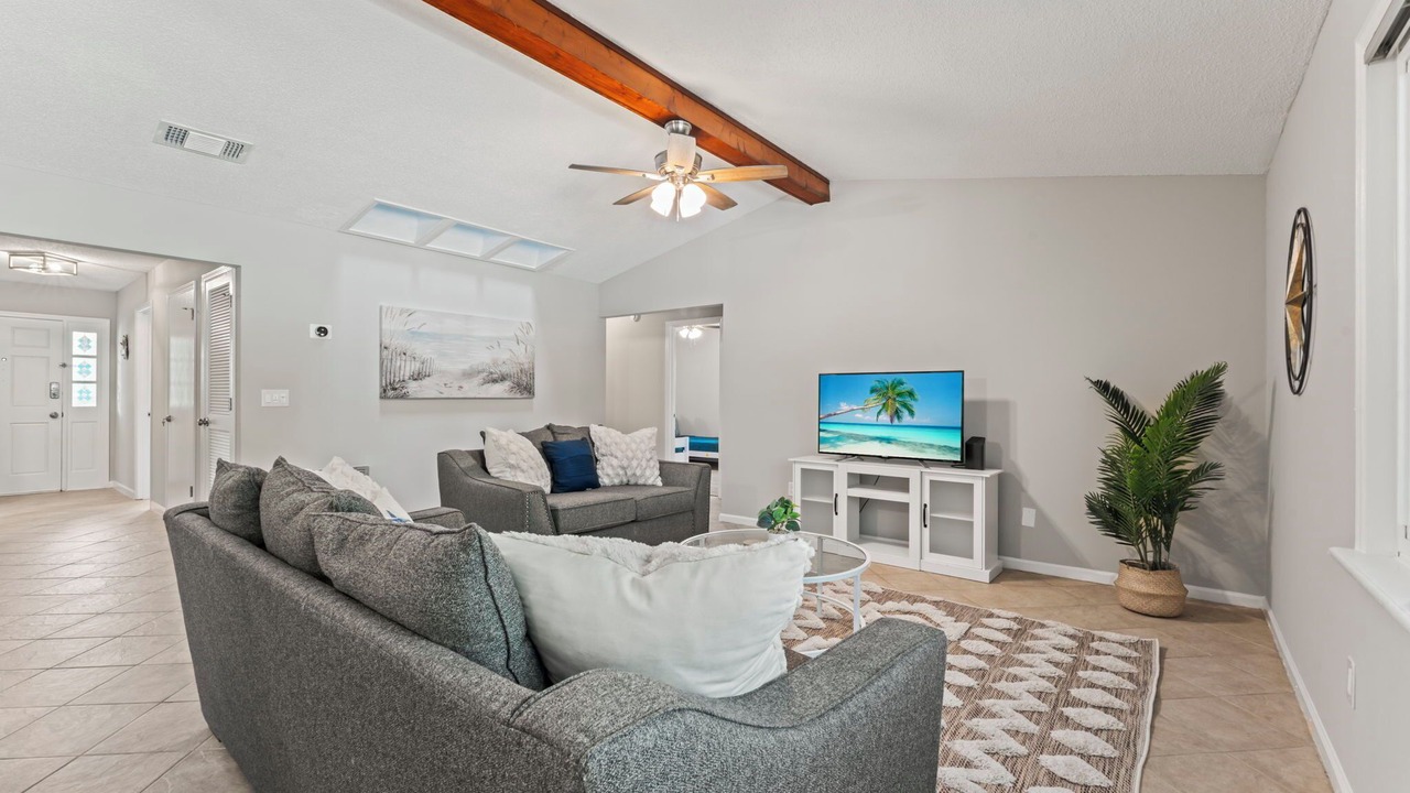 Photo of Livingroom in Sunbeam