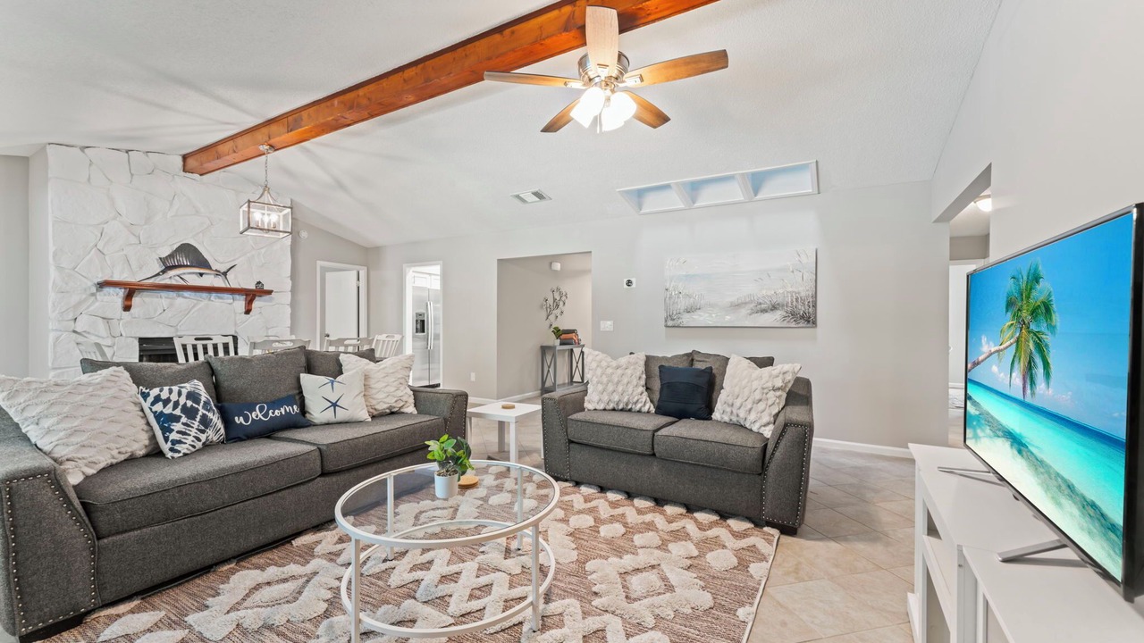 Photo of Livingroom in Sunbeam