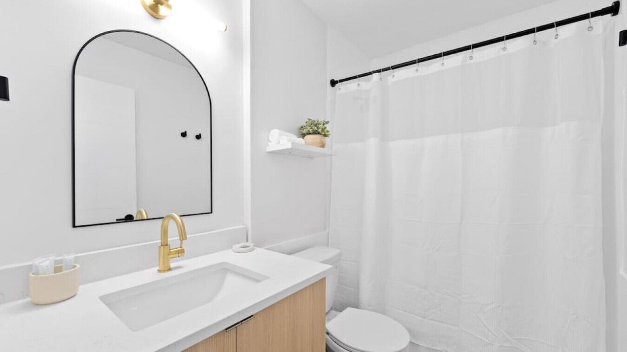 Photo of Bathroom in Parrot Cove