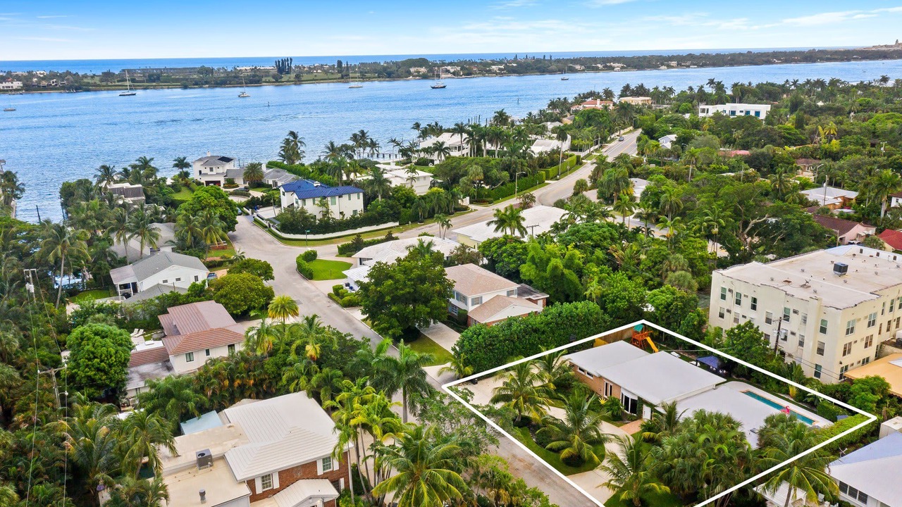 Photo of Outdoor in Palm Beach - West Palm Beach