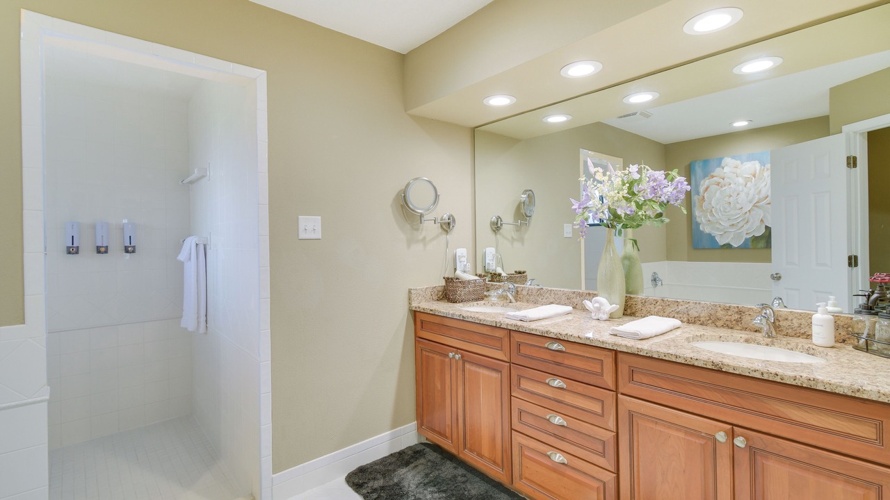 Photo of Bathroom in East Palatka