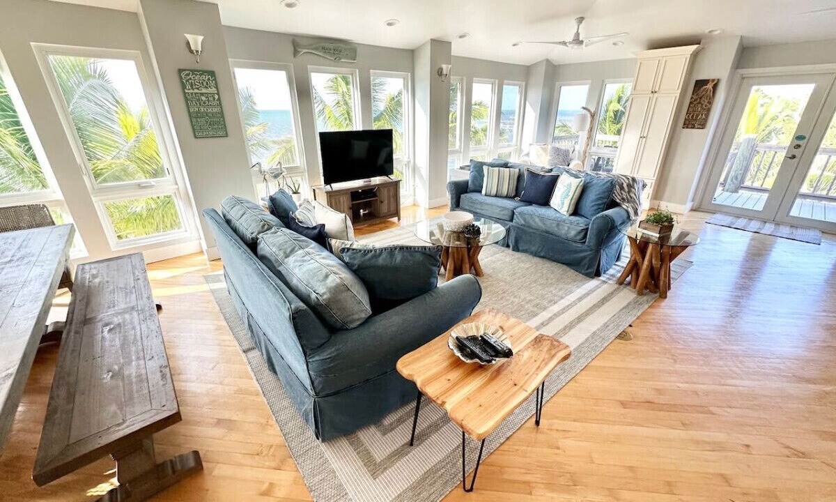 Photo of Livingroom in Sugarloaf Key