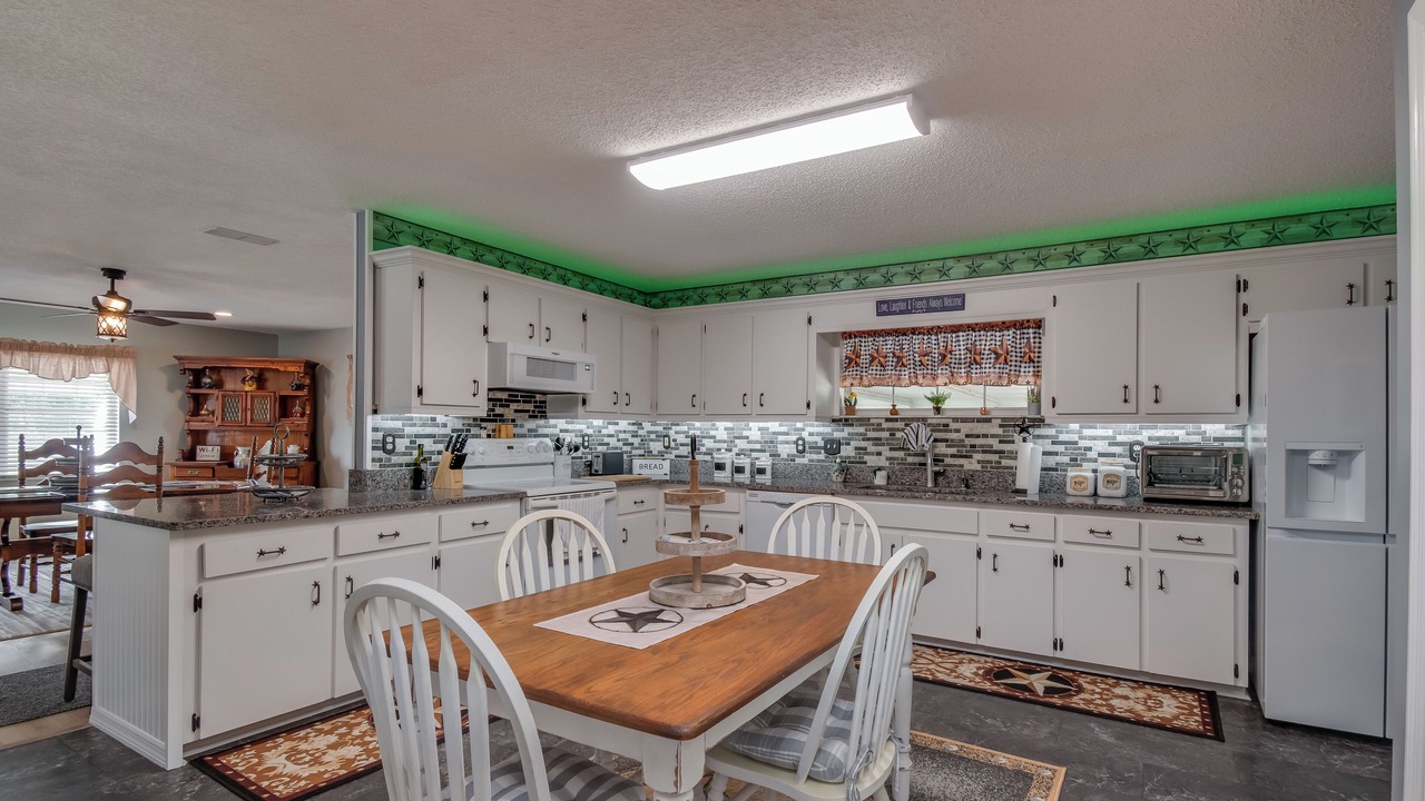 Photo of Kitchen in Citra