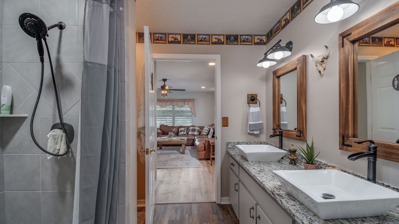 Photo of Bathroom in Citra