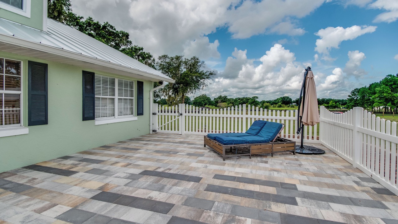 Photo of Outdoor in Citra
