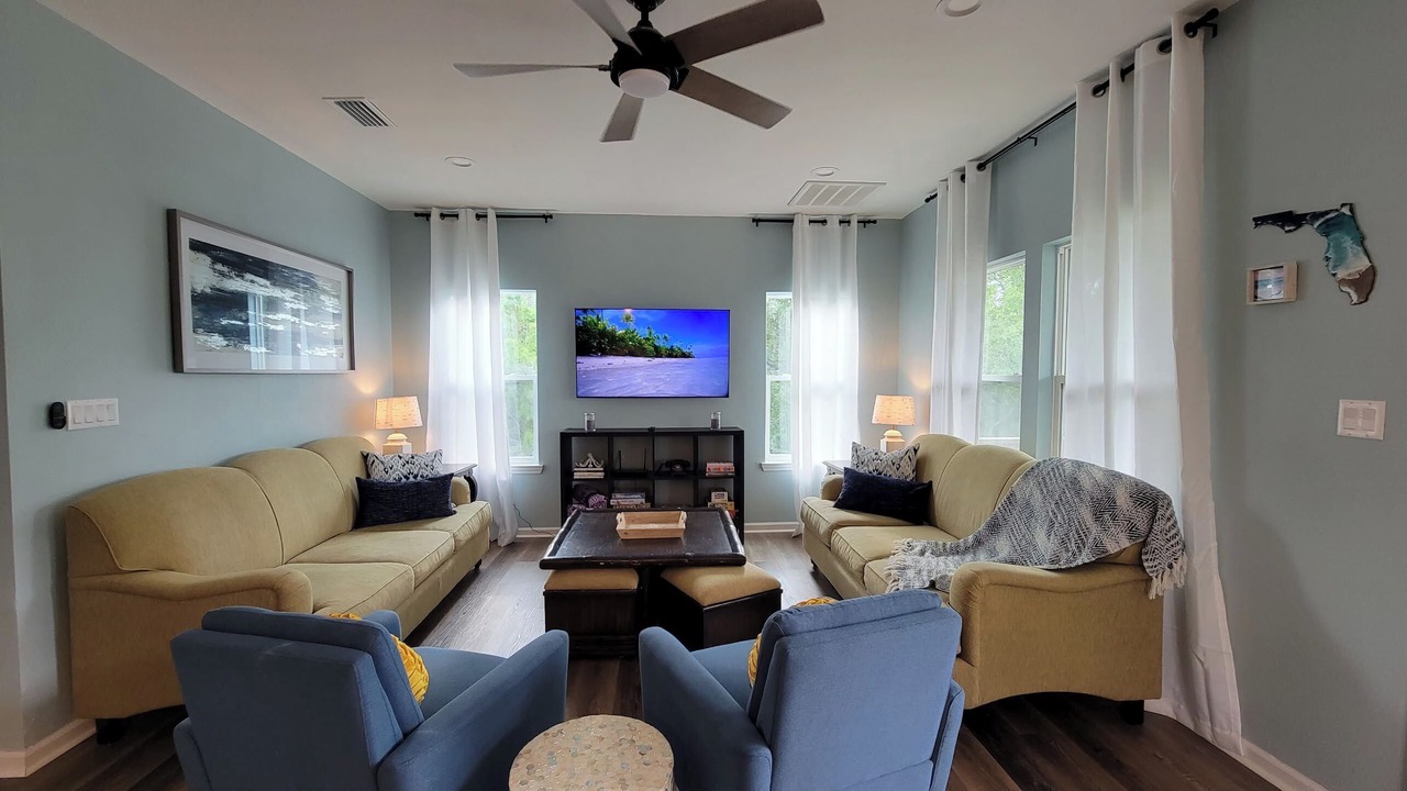 Photo of Livingroom in Alligator Point
