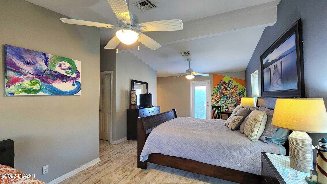 Photo of Bedroom in Avalon by the Sea
