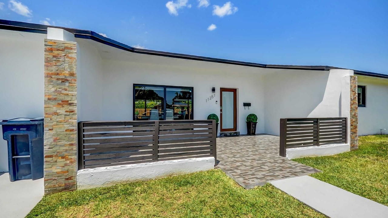 Photo of Patio Balcony in West Perrine