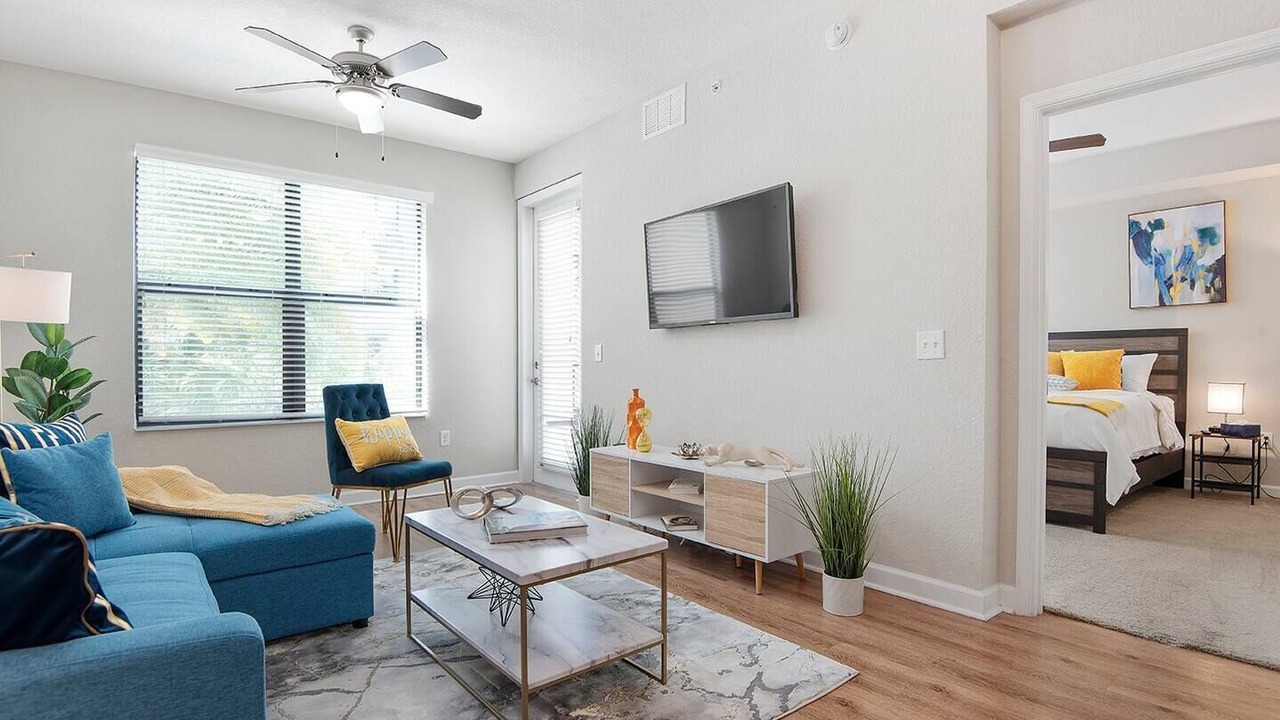 Photo of Bedroom in Carver City - Lincoln Gardens