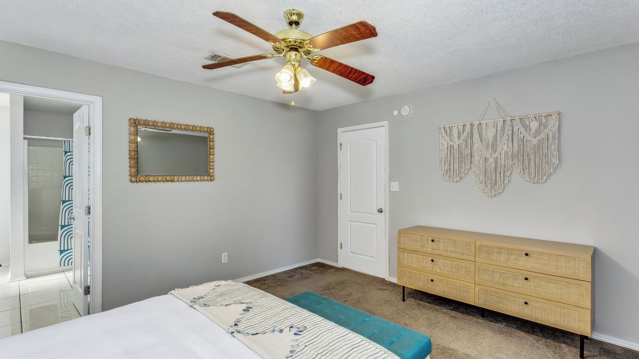 Photo of Bedroom in Pensacola