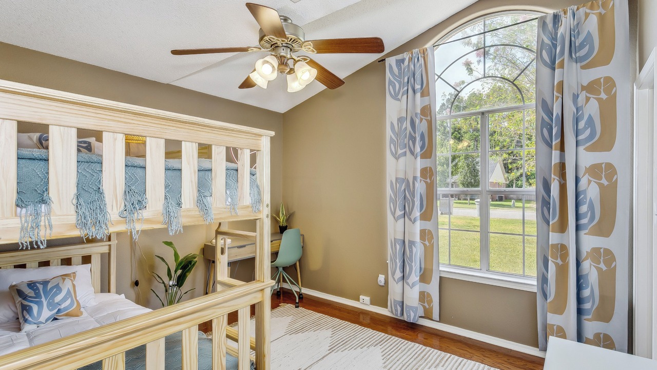 Photo of Bedroom in Pensacola