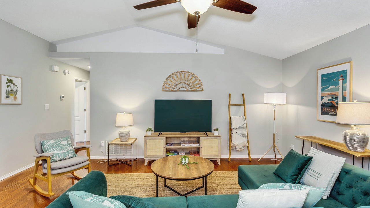 Photo of Livingroom in Pensacola