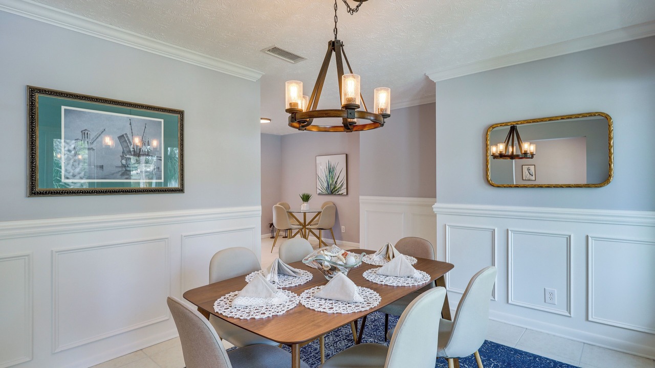 Photo of Livingroom in Dolphin's Cove
