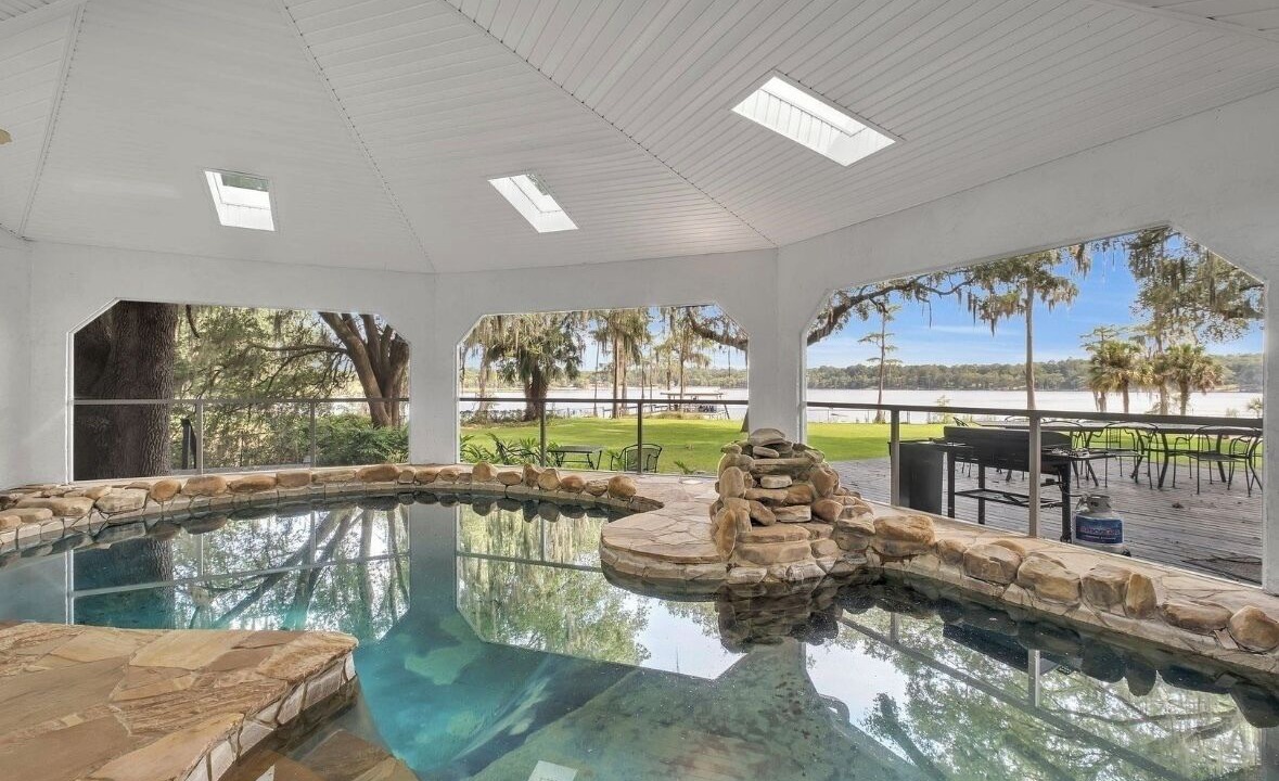 Photo of Outdoor in Lake Bradford -Cascade Lake