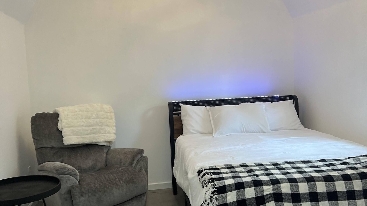 Photo of Bedroom in Sneads