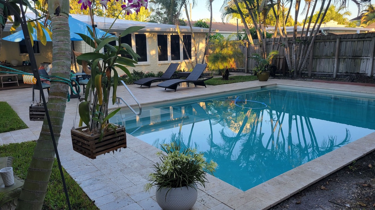 Photo of Others in Poinsettia Heights