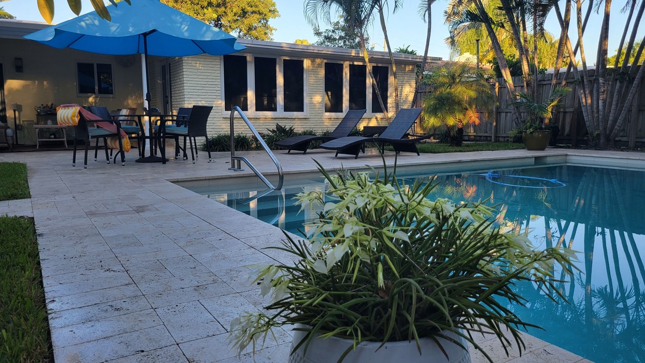 Photo of Others in Poinsettia Heights