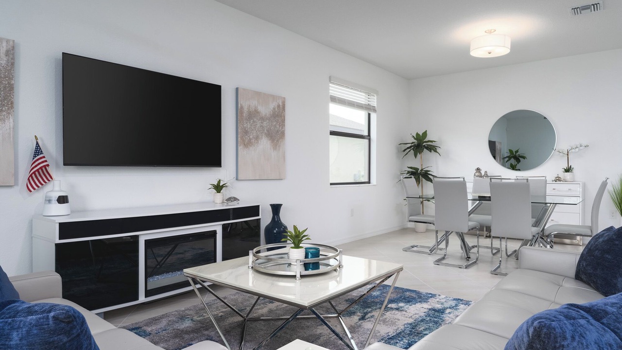 Photo of Livingroom in River Hall