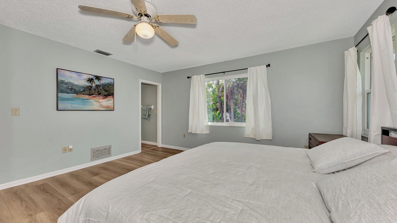 Photo of Bedroom in Englewood
