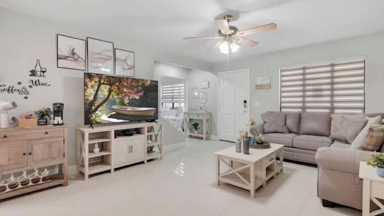 Photo of Livingroom in Tallahassee