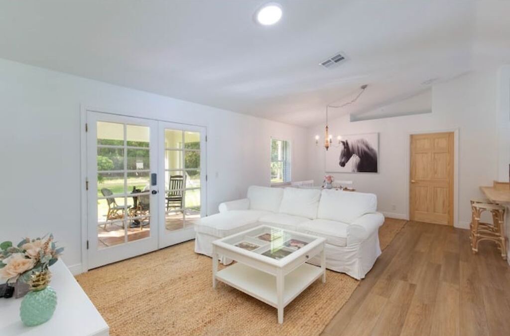 Photo of Livingroom in Jupiter Farms
