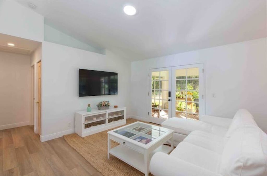 Photo of Livingroom in Jupiter Farms