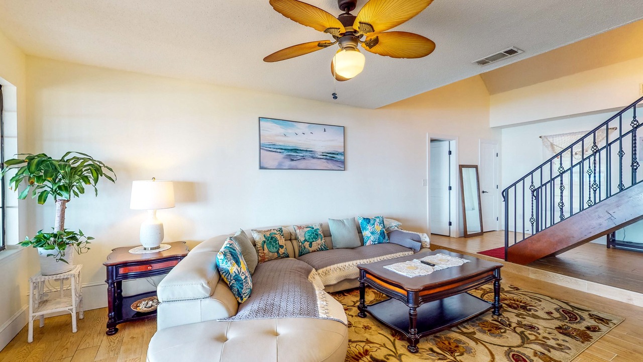 Photo of Livingroom in Florida Panhandle