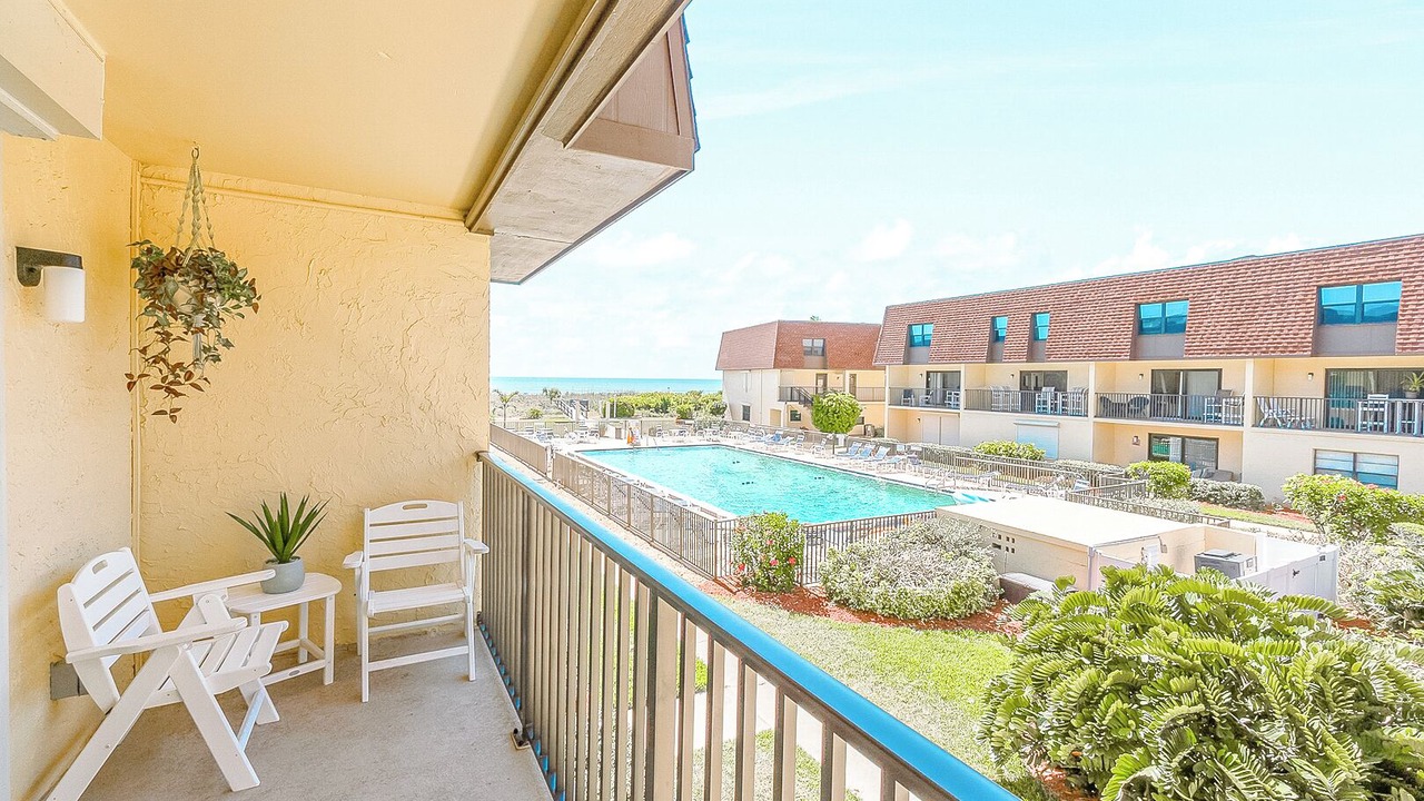 Photo of Patio Balcony in Avon By The Sea