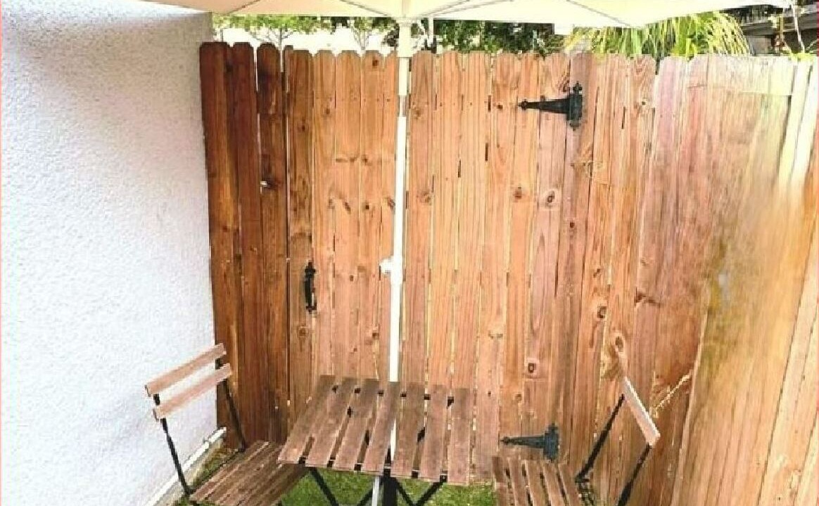 Photo of Outdoor in Carver City - Lincoln Gardens