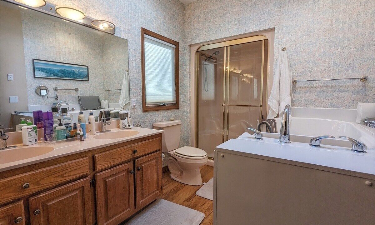 Photo of Bathroom in Lake Junaluska