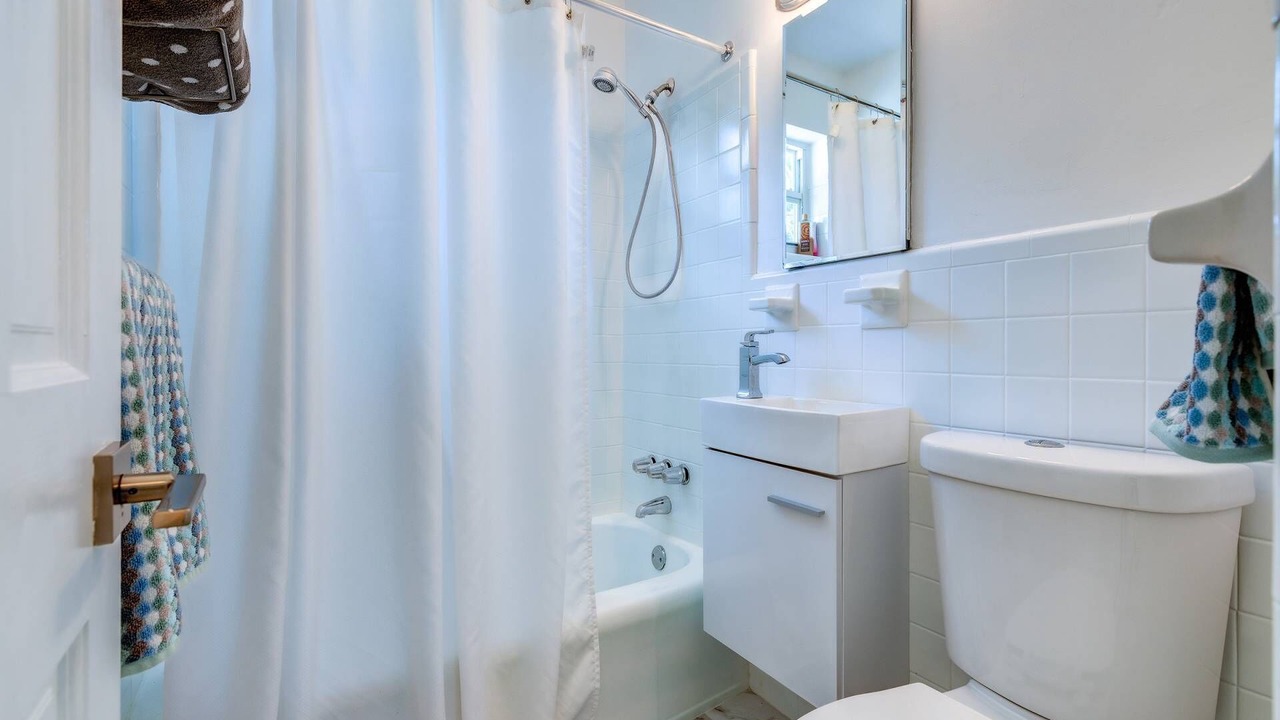 Photo of Bathroom in Midtown