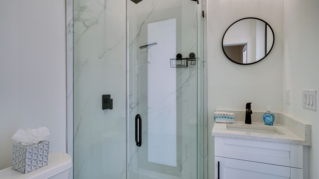 Photo of Bathroom in Diplomat