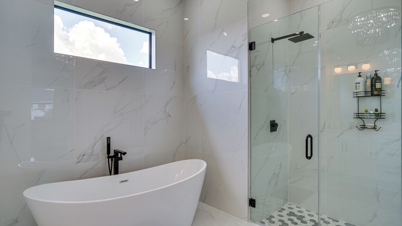Photo of Bathroom in Diplomat