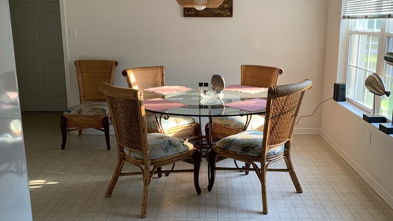 Photo of Livingroom in Carrabelle
