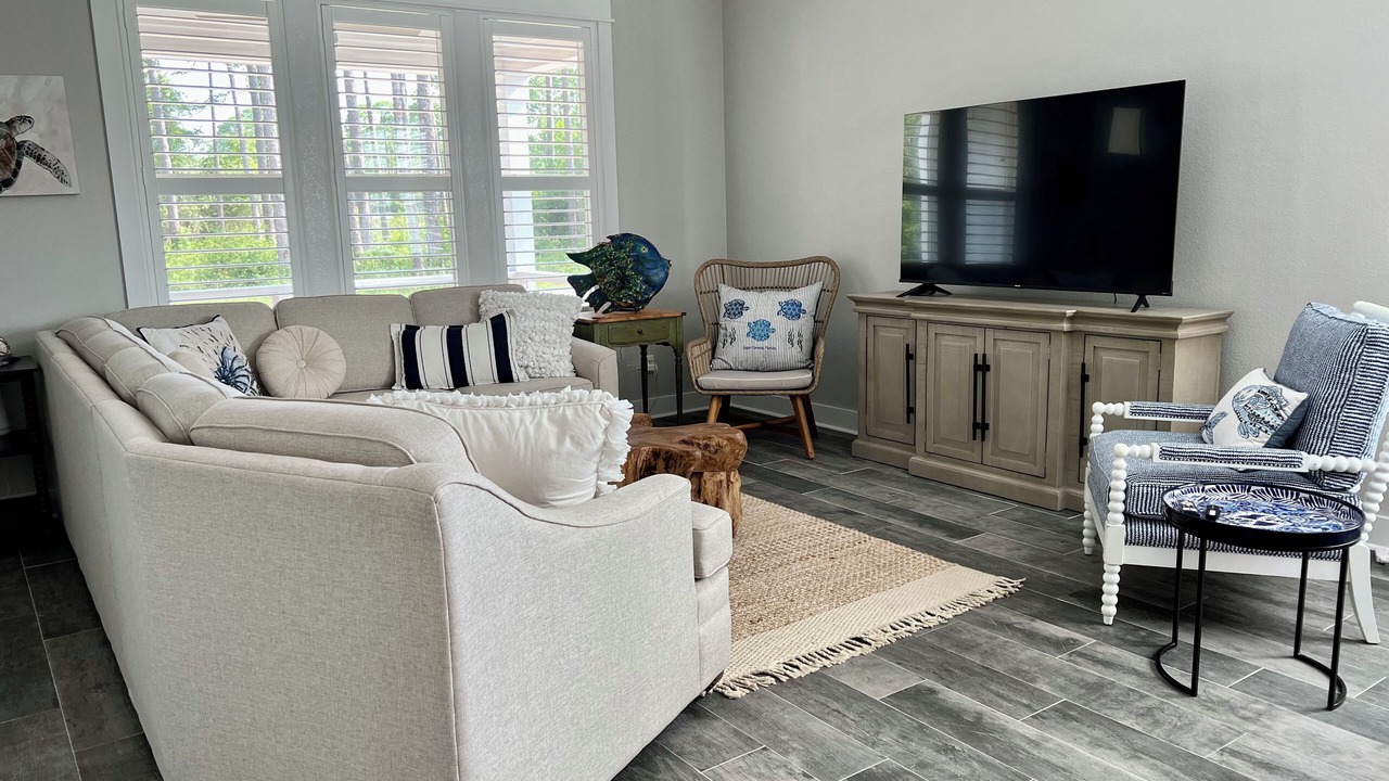 Photo of Livingroom in Carrabelle