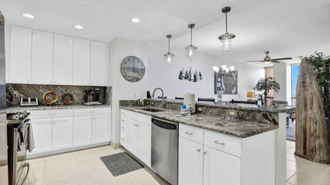 Photo of Kitchen in Cape Harbour