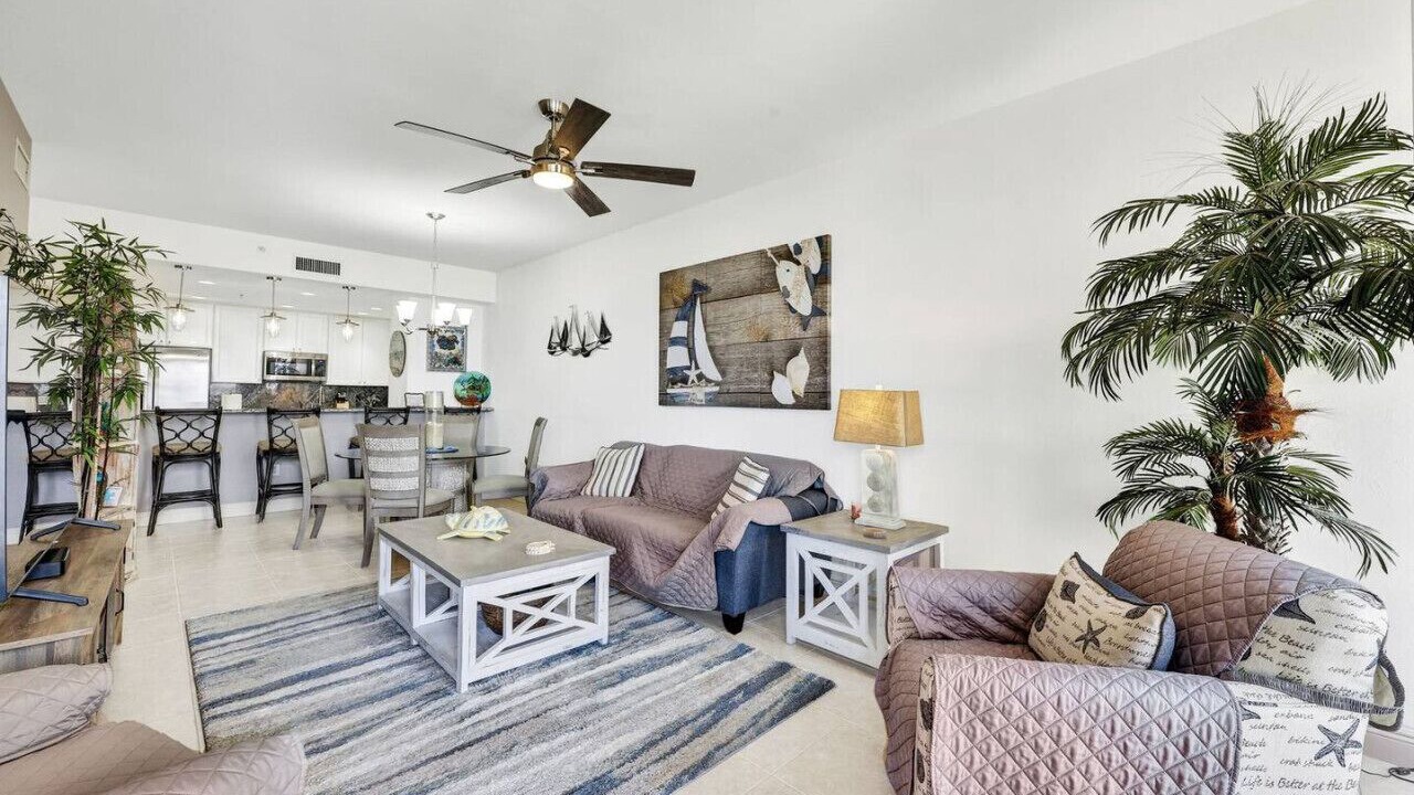Photo of Livingroom in Cape Harbour