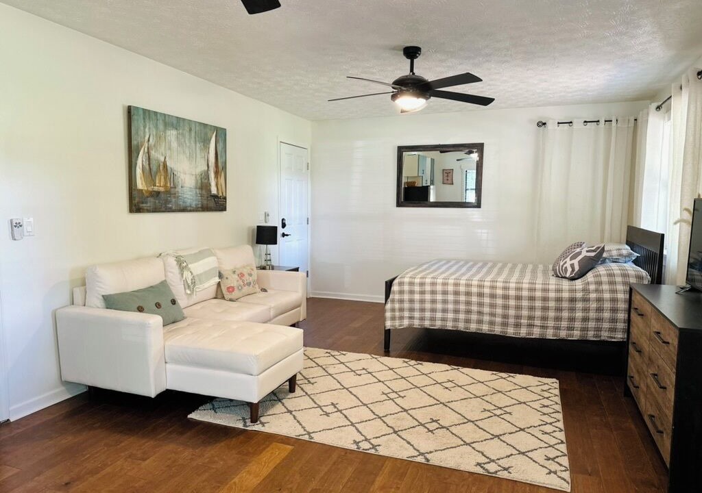 Photo of Bedroom in Snellville