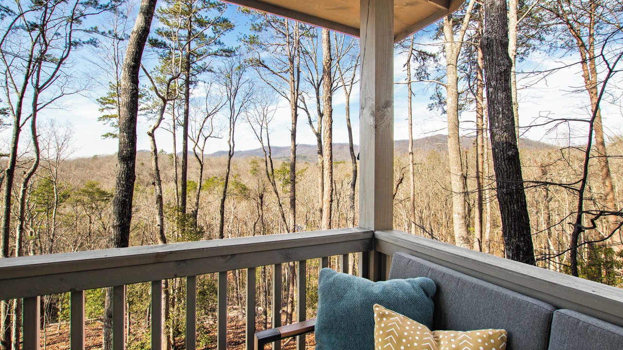 Photo of Outdoor in Cherry Log