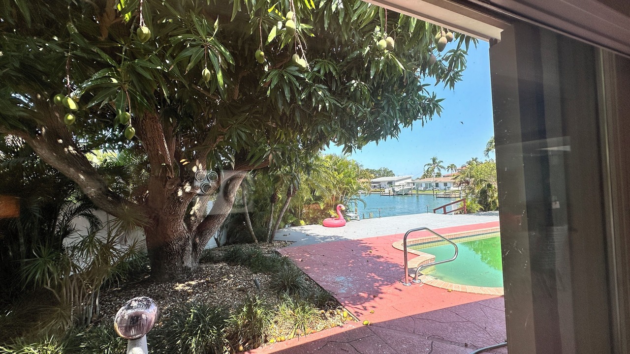 Photo of Outdoor in Island Estate